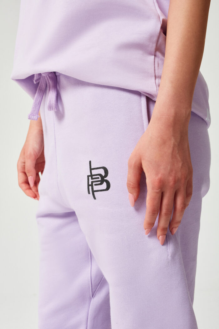 Piece by Piece Hose – Core Collection Lavender – Bild 1